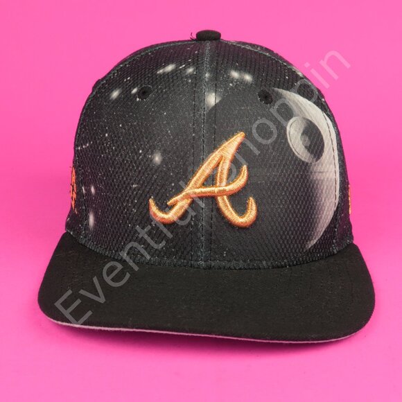 New Era Atlanta Braves Star Wars Death Star 9Fifty Snapback Hat in Black / Gold - Picture 2 of 9